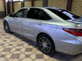 Toyota Camry 2015 года за 7 500 000 тг. в Тараз – фото 3