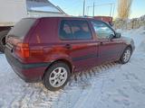 Volkswagen Golf 1995 годаүшін950 000 тг. в Актобе – фото 3