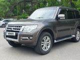 Mitsubishi Pajero 2015 годаfor15 400 000 тг. в Алматы – фото 2