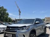 Toyota Highlander 2018 годаүшін18 600 000 тг. в Тараз