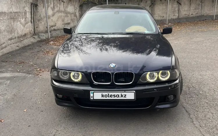 BMW 525 2000 года за 2 400 000 тг. в Алматы