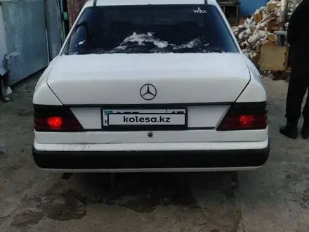 Mercedes-Benz E 230 1989 года за 1 000 000 тг. в Петропавловск – фото 9