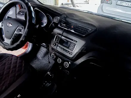 Kia Rio 2015 года за 4 600 000 тг. в Актау – фото 20
