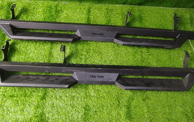 Пороги фаркоп бампер ветровик фонари за 15 000 тг. в Алматы