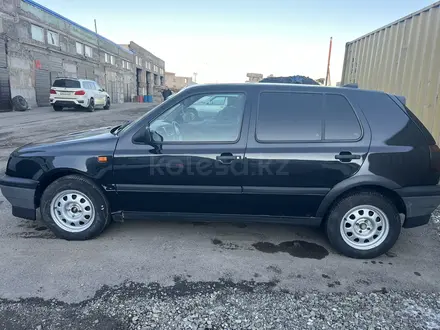 Volkswagen Golf 1993 года за 1 500 000 тг. в Караганда – фото 3