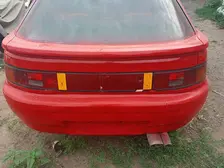 Mazda 323, 1989