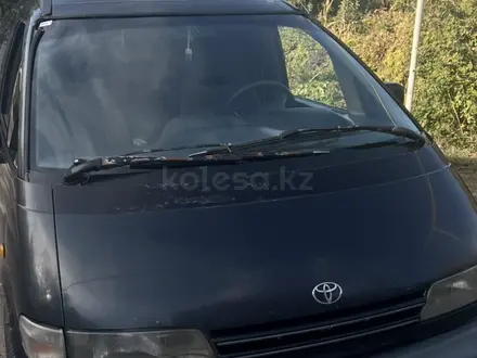 Toyota Previa 1991 года за 1 600 000 тг. в Есик – фото 2