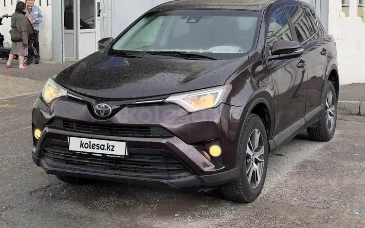 Toyota RAV4 2017 годаүшін10 100 000 тг. в Шымкент