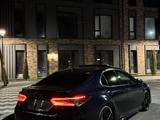 Toyota Camry 2021 года за 11 000 000 тг. в Атырау
