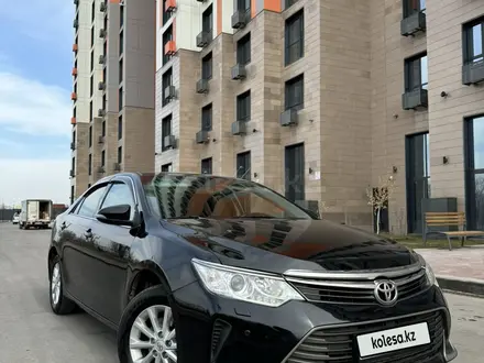 Toyota Camry 2015 года за 11 000 000 тг. в Алматы – фото 2