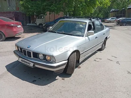 BMW 520 1990 года за 1 200 000 тг. в Караганда – фото 5