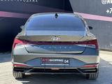 Hyundai Elantra 2022 года за 10 990 000 тг. в Актобе – фото 4