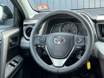 Toyota RAV4 2015 года за 11 200 000 тг. в Актобе – фото 7