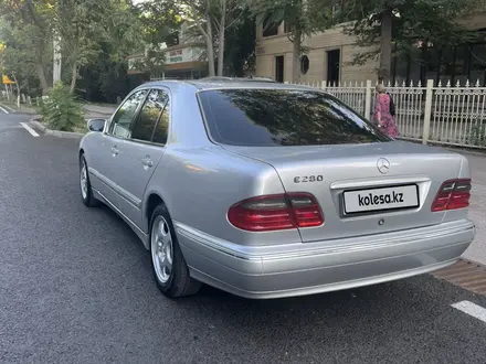 Mercedes-Benz E 280 2000 года за 4 400 000 тг. в Шымкент – фото 7