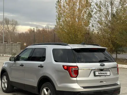 Ford Explorer 2018 года за 19 200 000 тг. в Усть-Каменогорск – фото 5