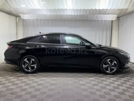 Hyundai Elantra Luxe 2023 года за 9 000 000 тг. в Алматы – фото 17
