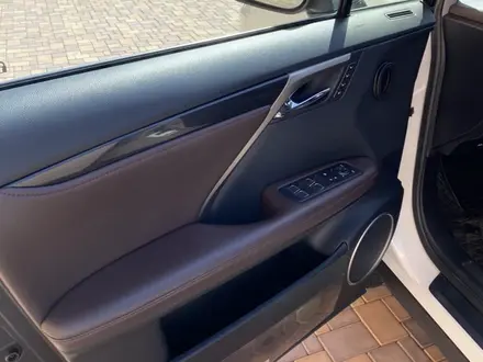 Lexus RX 200t 2018 года за 26 000 000 тг. в Актау – фото 14