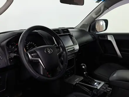 Toyota Land Cruiser Prado 2018 года за 20 650 000 тг. в Астана – фото 11