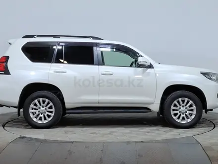 Toyota Land Cruiser Prado 2018 года за 20 650 000 тг. в Астана – фото 4
