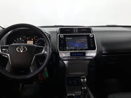 Toyota Land Cruiser Prado 2018 года за 20 650 000 тг. в Астана – фото 24