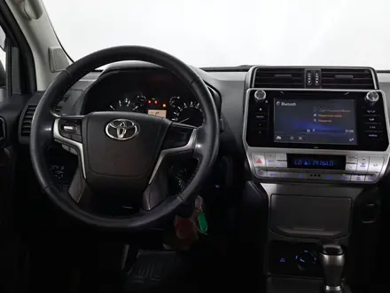 Toyota Land Cruiser Prado 2018 года за 20 650 000 тг. в Астана – фото 12