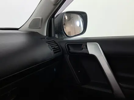 Toyota Land Cruiser Prado 2018 года за 20 650 000 тг. в Астана – фото 16
