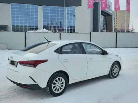 Hyundai Accent 2020 года за 7 800 000 тг. в Актобе – фото 5