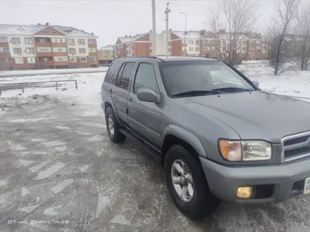 Nissan Pathfinder 2001 года за 3 500 000 тг. в Актобе – фото 2