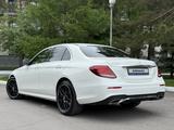 Mercedes-Benz E 200 2018 года за 17 300 000 тг. в Караганда – фото 5