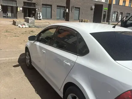 Volkswagen Polo 2015 года за 4 750 000 тг. в Астана – фото 2