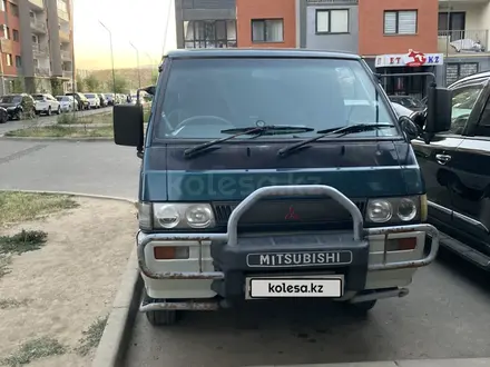 Mitsubishi Delica 1995 года за 2 500 000 тг. в Алматы – фото 2