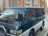 Mitsubishi Delica 1995 годаүшін2 500 000 тг. в Алматы