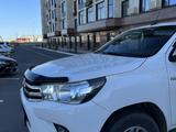 Toyota Hilux 2017 года за 13 500 000 тг. в Атырау – фото 2