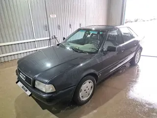 Audi 80