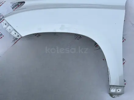 Передние крылья Toyota Lexus за 111 001 тг. в Астана – фото 3
