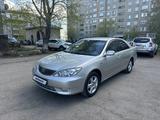 Toyota Camry 2005 года за 5 800 000 тг. в Петропавловск – фото 2