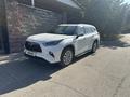 Toyota Highlander 2025 года за 37 000 000 тг. в Алматы