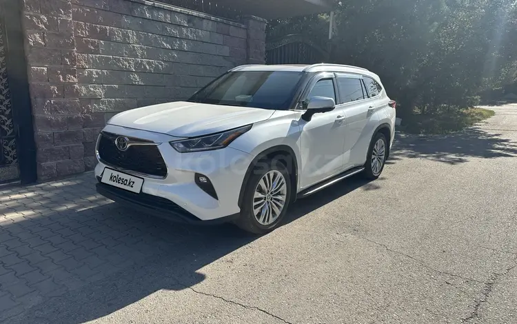 Toyota Highlander 2025 года за 37 000 000 тг. в Алматы