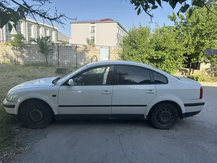 Volkswagen Passat 1999 года за 850 000 тг. в Шымкент