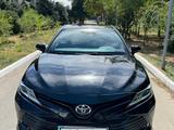 Toyota Camry 2018 года за 12 500 000 тг. в Тараз – фото 2