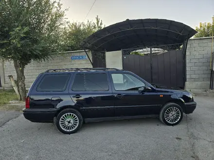 Volkswagen Golf 1994 года за 1 500 000 тг. в Шымкент – фото 2