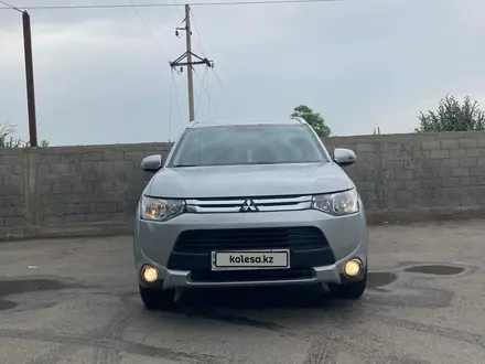 Mitsubishi Outlander 2014 года за 8 500 000 тг. в Шымкент