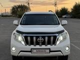 Toyota Land Cruiser Prado 2015 года за 21 500 000 тг. в Актобе – фото 2