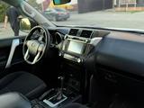 Toyota Land Cruiser Prado 2015 года за 21 500 000 тг. в Актобе – фото 4