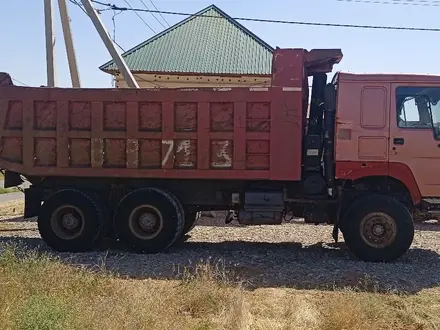 Howo  ZZ3327 2010 года за 7 500 000 тг. в Шымкент – фото 2