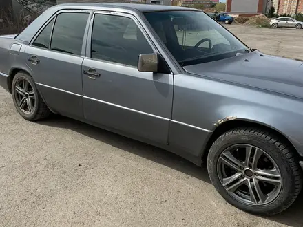 Mercedes-Benz E 200 1991 годаүшін900 000 тг. в Актобе – фото 6