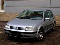 Volkswagen Golf 2002 годаүшін3 500 000 тг. в Караганда