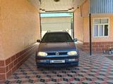 Volkswagen Golf 1994 годаүшін2 300 000 тг. в Шымкент