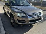 Volkswagen Touareg 2008 годаfor4 600 000 тг. в Алматы