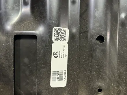 Капот на LEXUS GS TAIWAN за 5 000 тг. в Алматы – фото 5